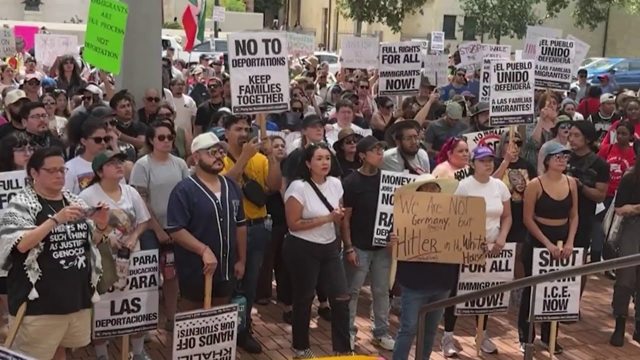 ‘It’s an abomination’: Hundreds gathered to protest ICE deportations in downtown San Antonio