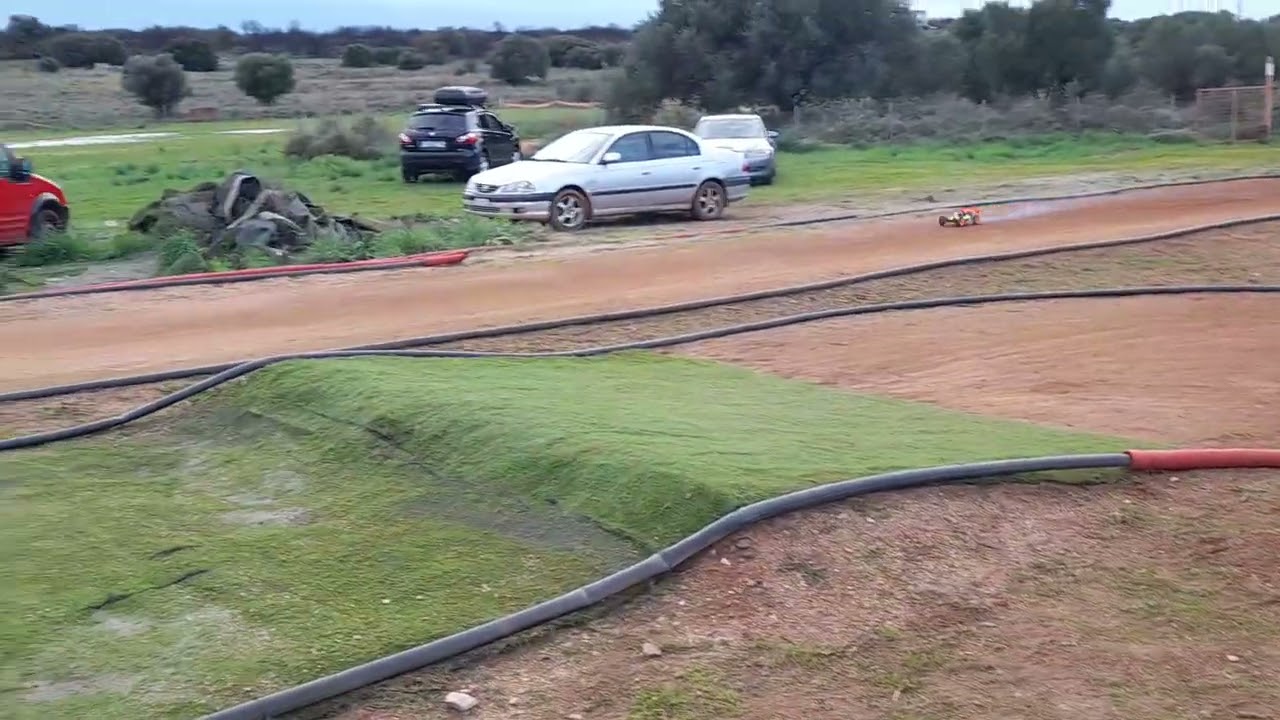  Kyosho  MP10   tki3  with  kpi  