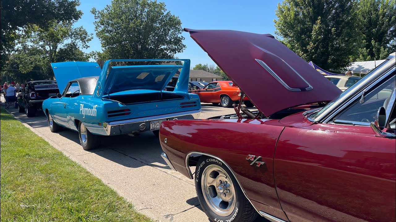 Getting My 68 Coronet R/T ready for a show.