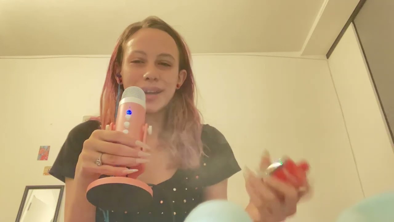 ASMR Smokey kisses + mouth sounds
