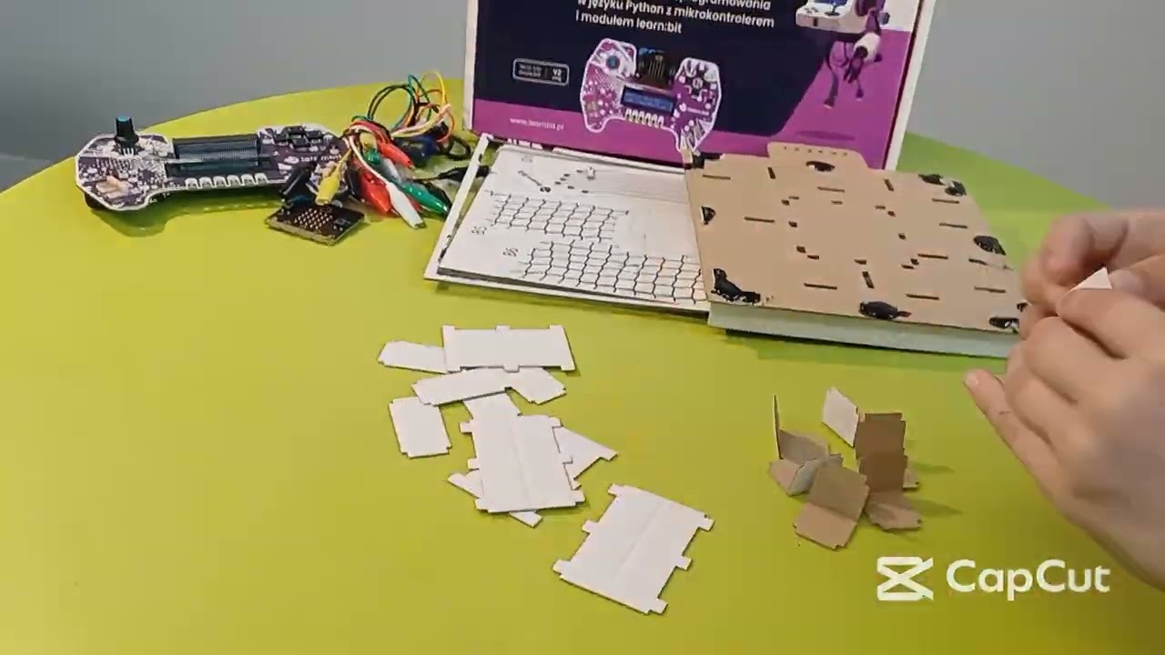 Programuję z learn:bit Arcade