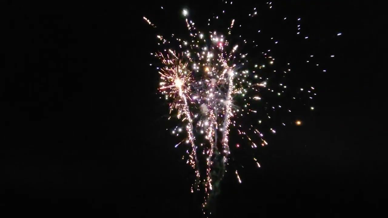 We shoot The Sixer! A 6 shot fan mortar rack.