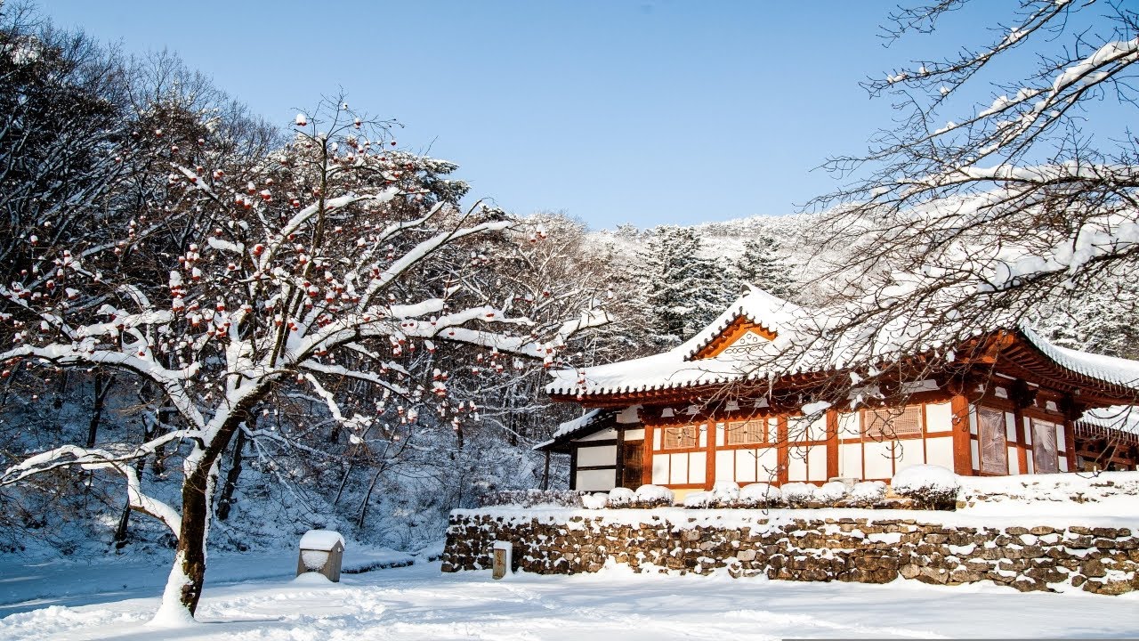 Charm of Hanok: Exploring Traditional Korean Scenery with Beautiful Gugak Music, Healing Gugak