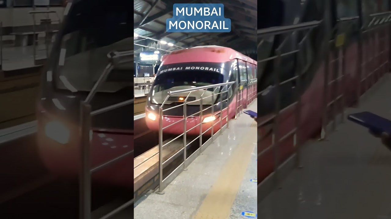 Mumbai monorail arriving at chembur mono station #mumbai #monorail #mumbaimetro #mcgm #chembur