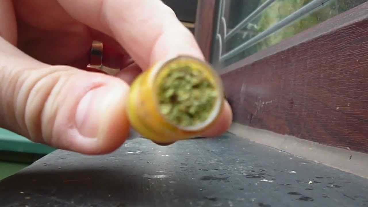 Glass Taster Pipe - Gold Fumed (In use with something nice).