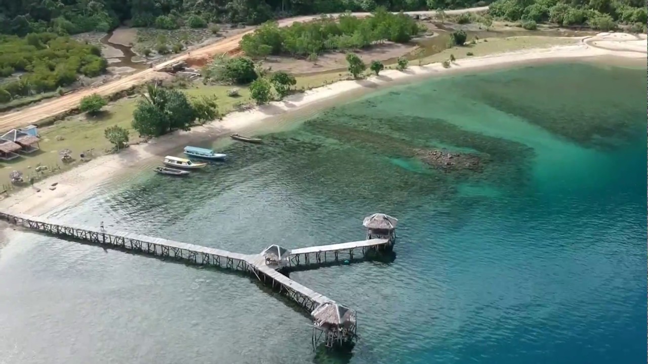 Manjuto Beach (Sungai Pinang, Pesisir Selatan )