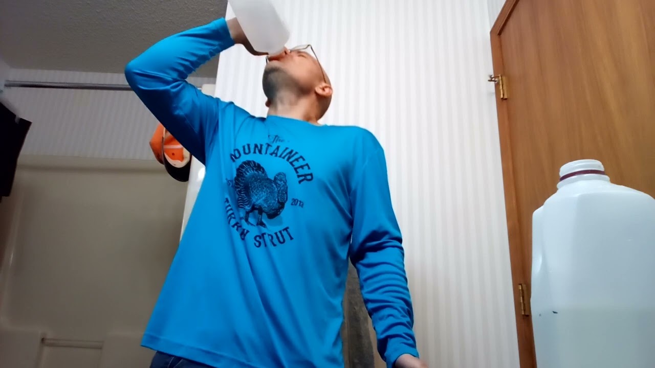 Drinking 3 quarts of water again. Feeling great about life & stuff.  Hashtag: Buttfluencer