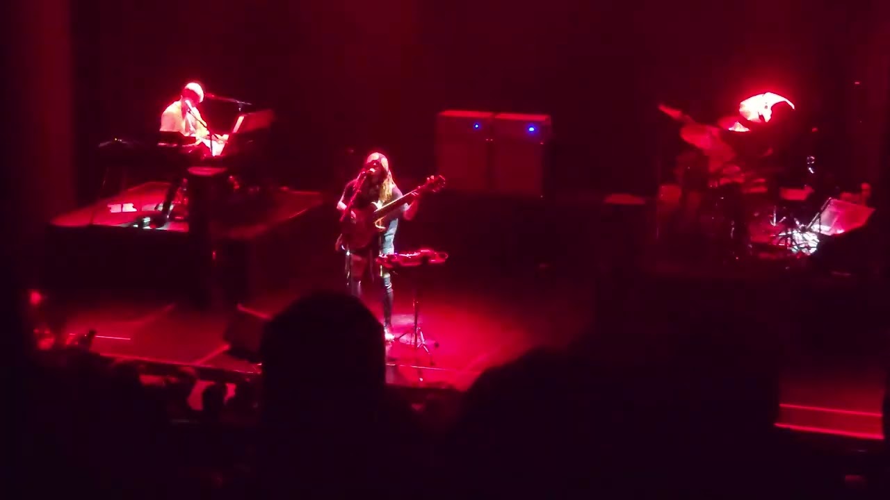 Thundercat - Children Of The Baked Potato (New Song) live Santiago, Chile 2025