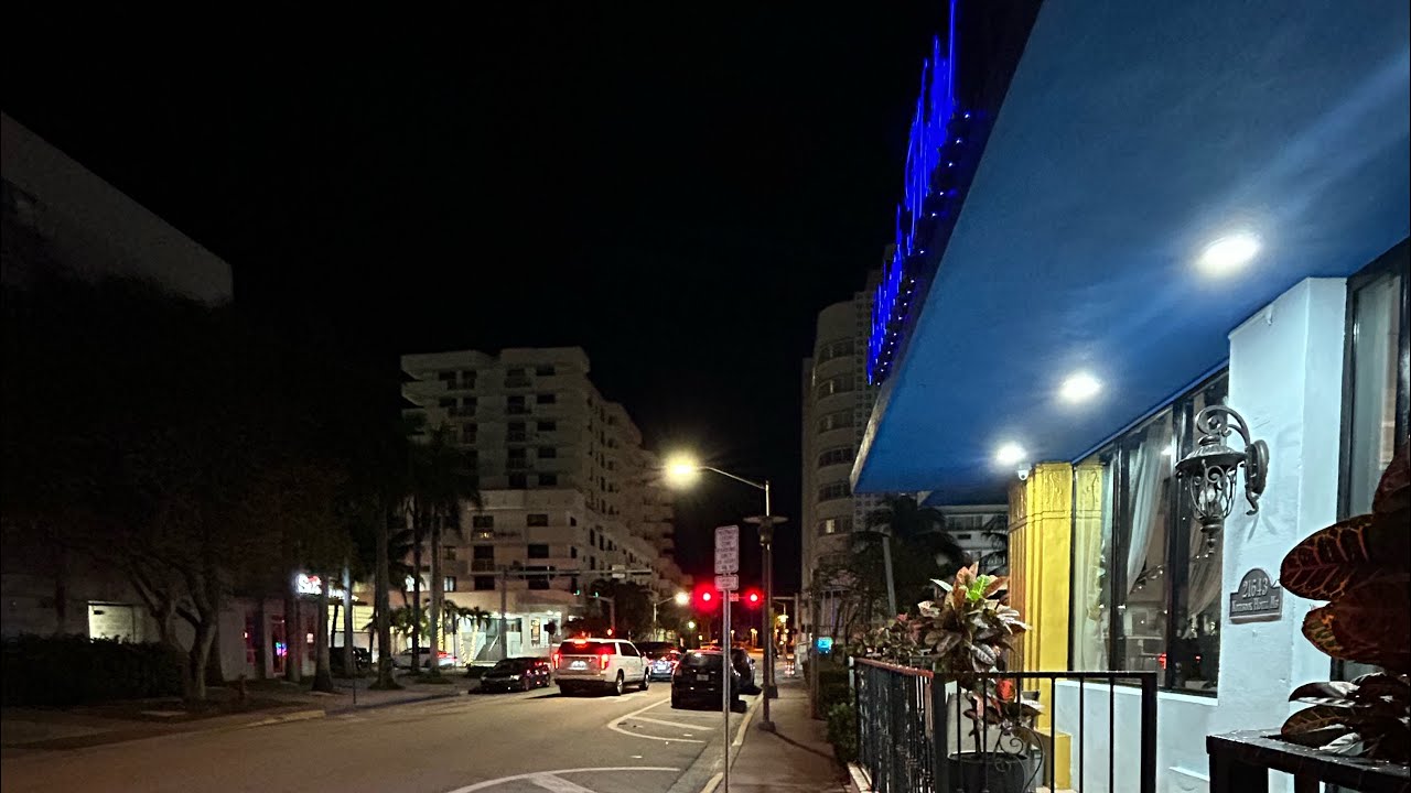 Notebook Hotel Miami Beach 2024, should you stay here ?