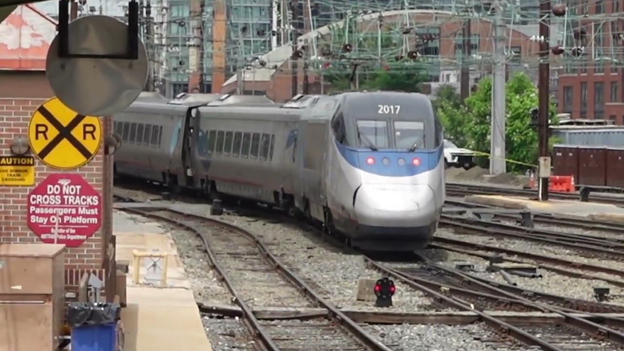 Amtrak, VRE, and MARC: Late Afternoon Railway Action at Washington D.C. Union Station, Volume 1