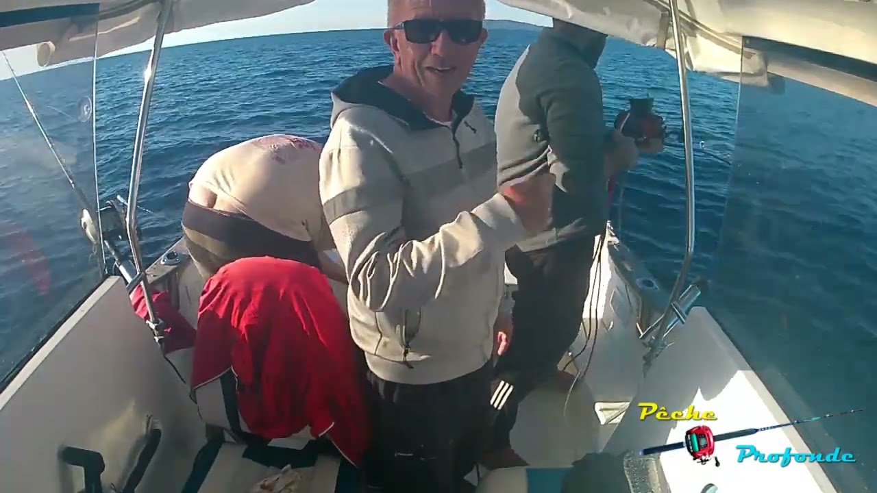 P&ecirc;che profonde du Merlu, dorades roses , chapon au large de Toulon.