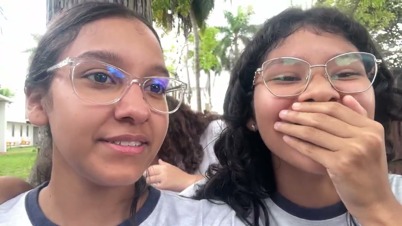 Así se VIVEN los DESFILES PATRIOS en PANAMÁ 🇵🇦 Vlog #2 | Thaayaa