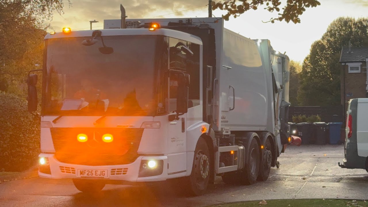 Mercedes Econic Refuse Truck on General Waste, EJG