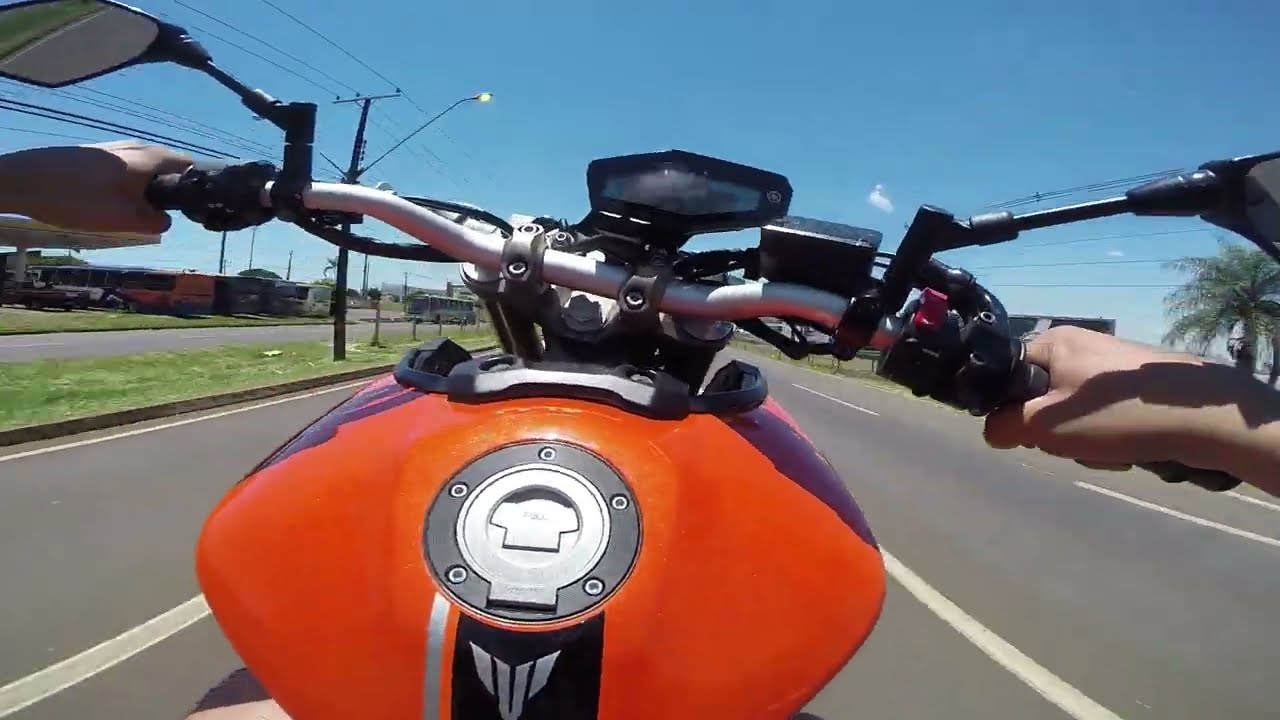 MT 09 COM BARULHO DE FERRARI 😲 ▸Thiago Reis◂