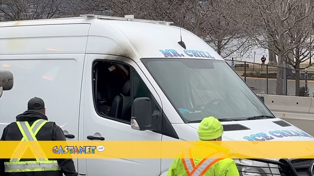 Bennett Bridge reopens after RCMP bomb squad clears span