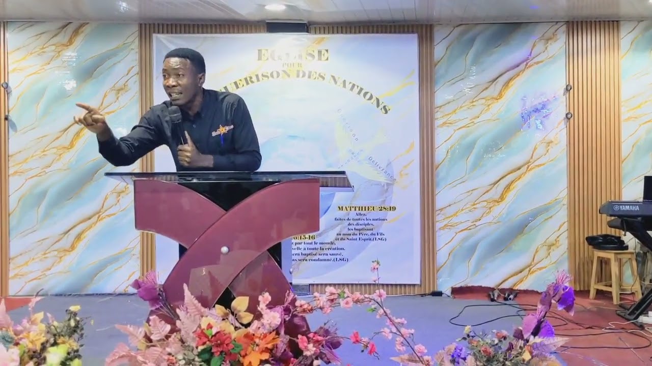 Thèmes: KUKUWA MTU WA KIROHO (2p) (1corintho2:12-13)ibada ya sifa na maabudu katik MWAKA wa Marejesh