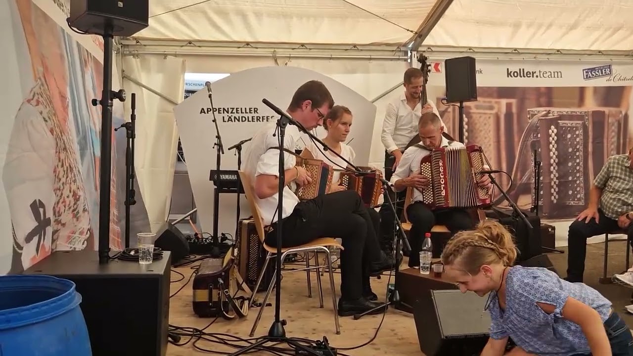 Überhocketä im Sigristehuus Toni Bürgler, LQ Erich, Cécile, Sepp, Felix