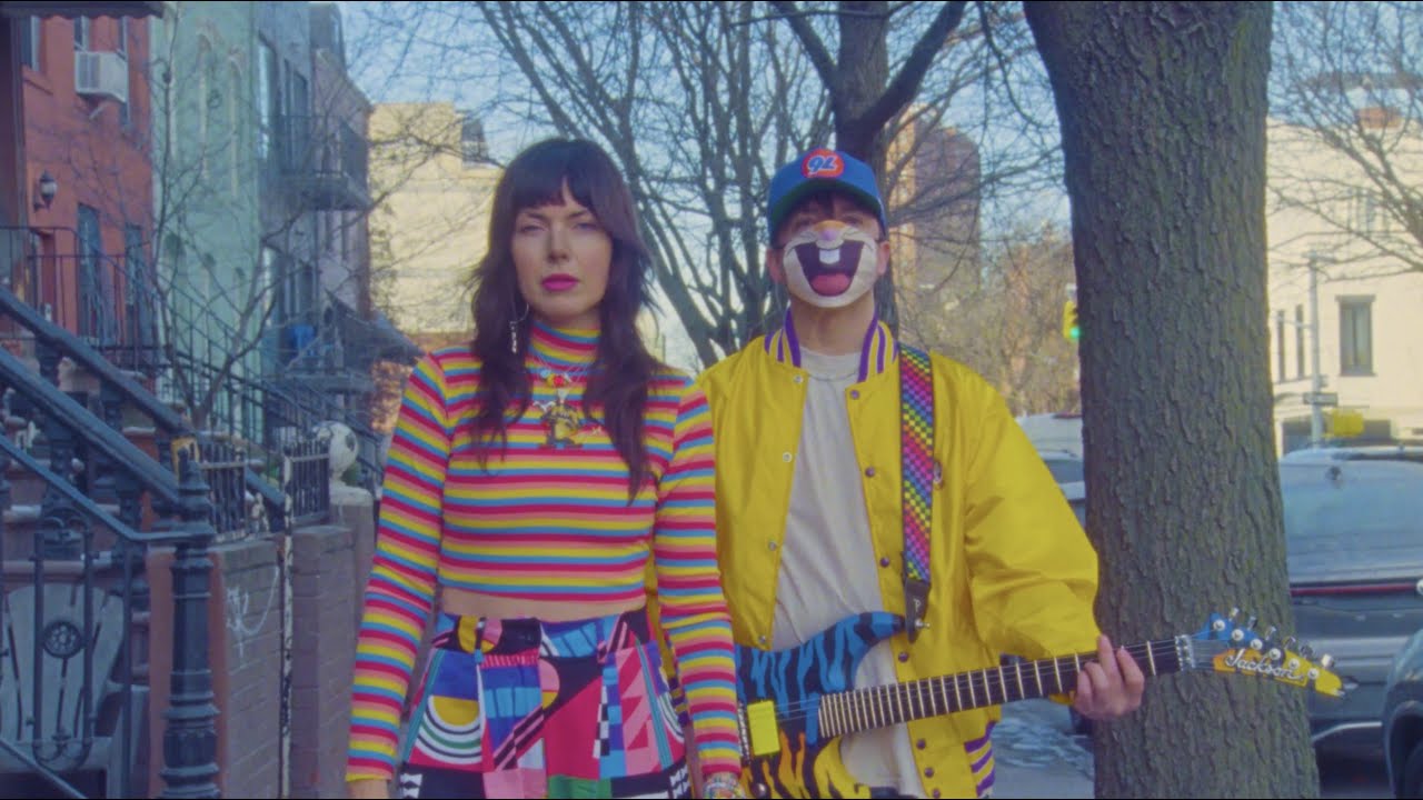 Sleigh Bells -  Bunky Pop (Official Music Video)