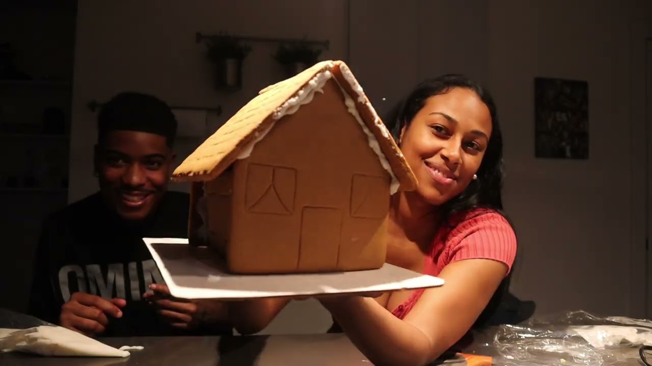 GINGER BREAD HOUSE | JOY & TRAY