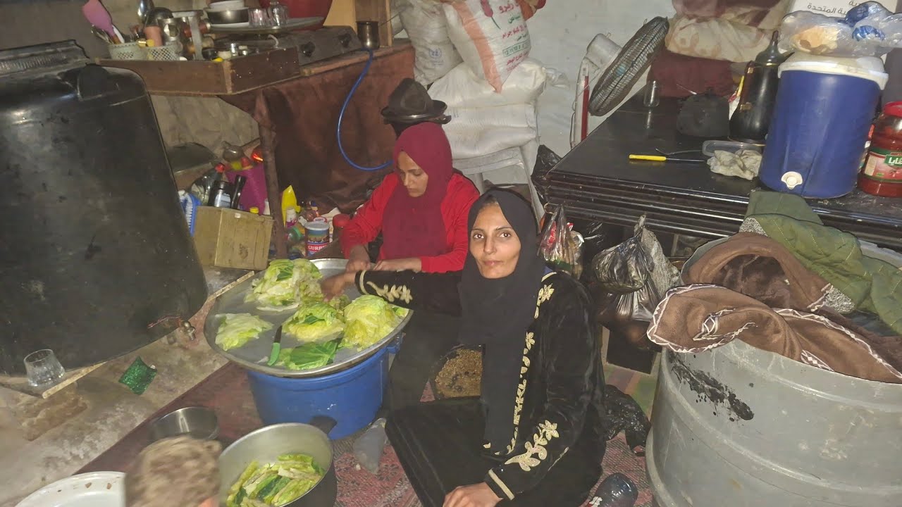   أول زيارة لأختي في خيمتنا وسط ظروف صعبة   رغم أني أعيش في خيمة… خيمتنا تستقبل الجميع بحب 🤍