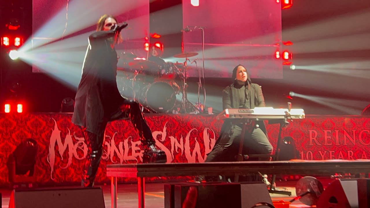 Motionless in White - Puppets 3 (The Grand Finale) - LIVE (w/ Josh Balz) - Apocalypse Fest 2024