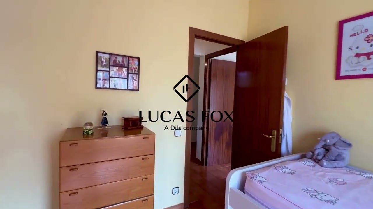 @lucasfoxspain - SJD64673