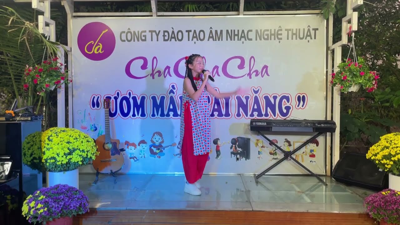 Ca sĩ Khánh Chi - Chuyện Cũ Bỏ Qua - st Huỳnh Hiền Năng
