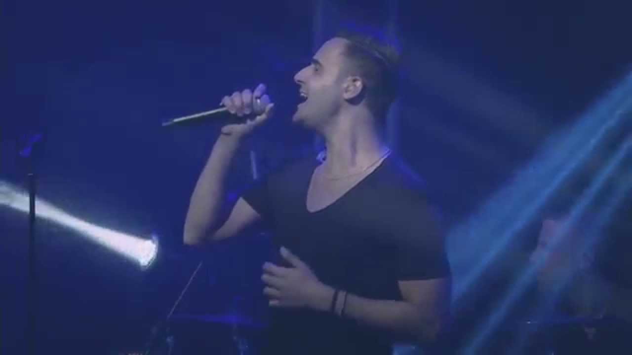 עידן יניב - חושב עליה (הופעה חיה בזאפה הרצליה) | Idan Yaniv - Hoshev Aleya