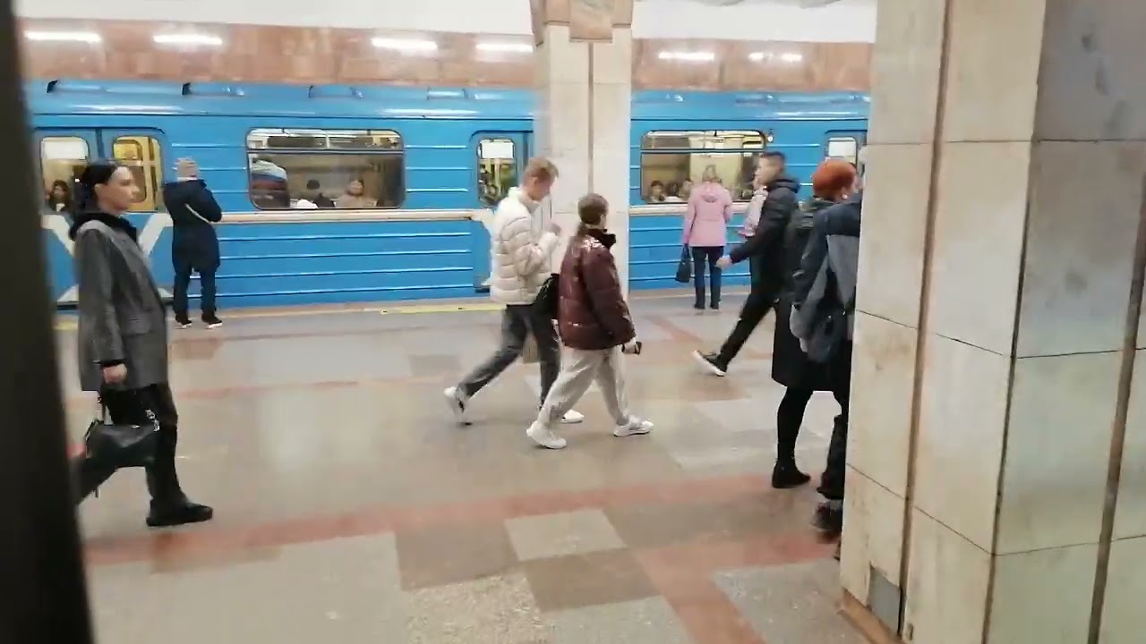 Ленинская линия на номерном Заельцовская - Площадь Маркса 23.09 2023