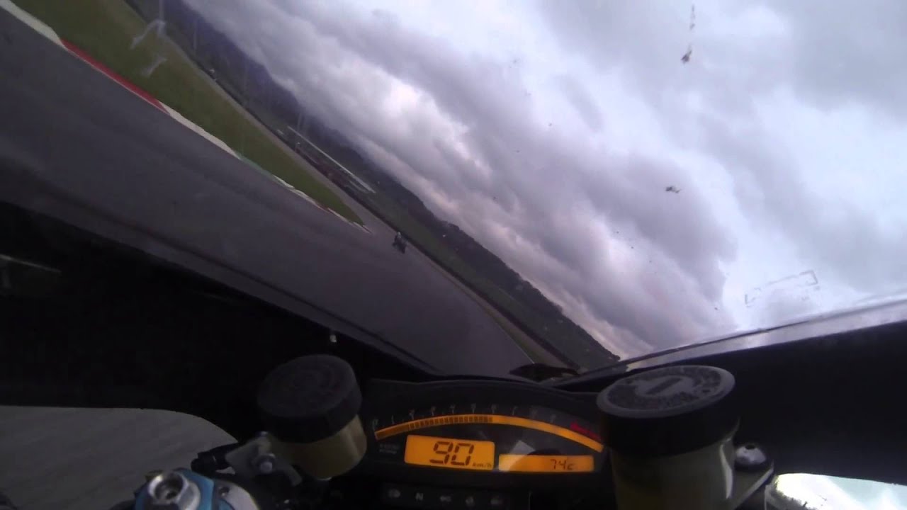 mugello 295 in the wet on a Durbahn vtr 1000 sp