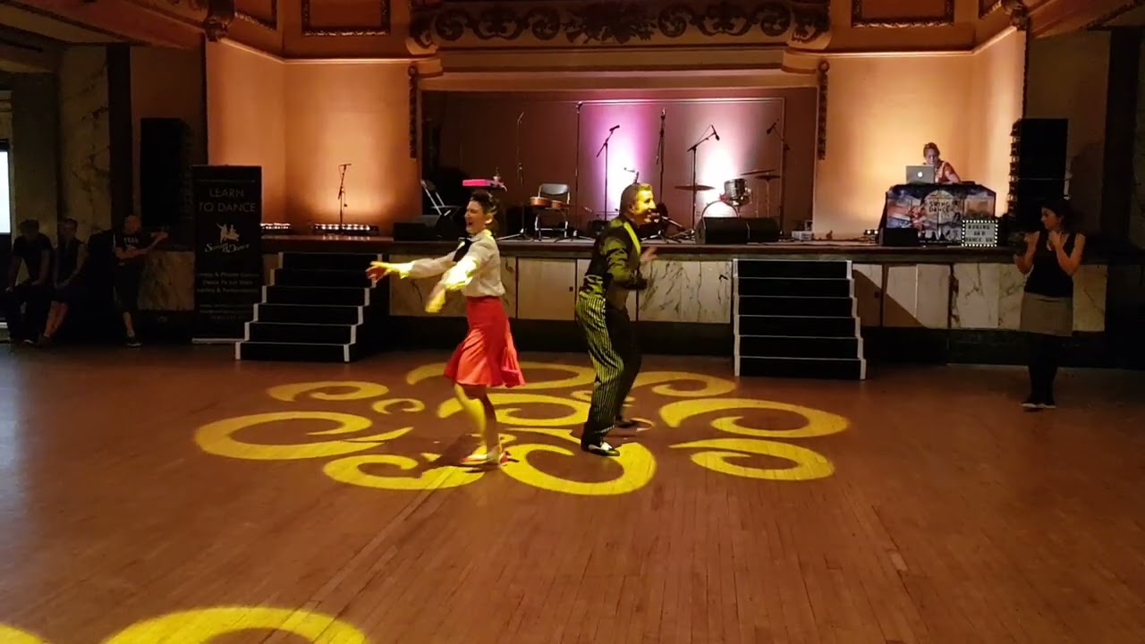 Lady Be Good, Performed by Simon & Anna Selmon Shoreditch Town Hall 2019.10.25