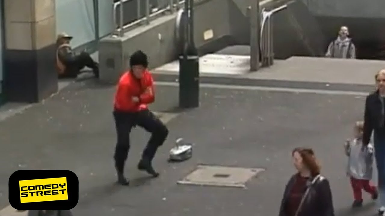 Simon Gosejohann 🤝 unangenehme Momente auf der Stra&szlig;e 😂