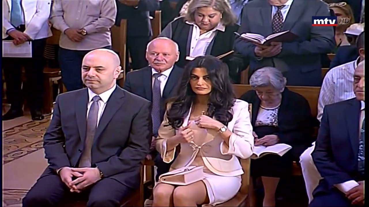 عيد الفصح خدمة الهجمة والقداس في كاتدرائية القديس جاورجيوس