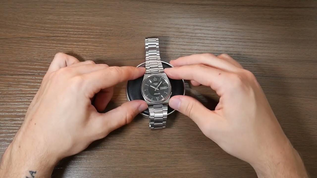 The Best Watch Cushion on Amazon (Watch Repairs, Restores, etc.)