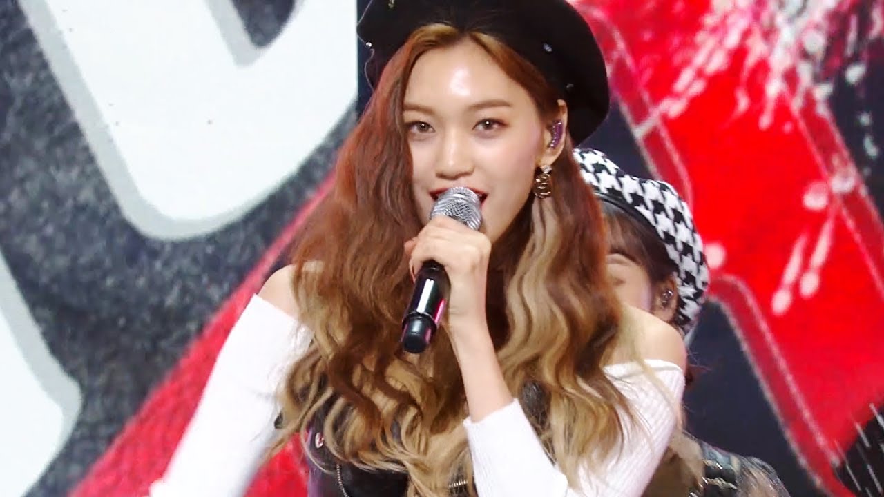 Weki Meki - Crush [Music Bank Ep 953]