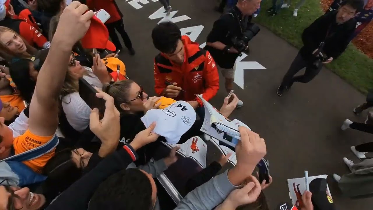 Drivers arriving on the Melbourne Walk at #ausgp #f1
