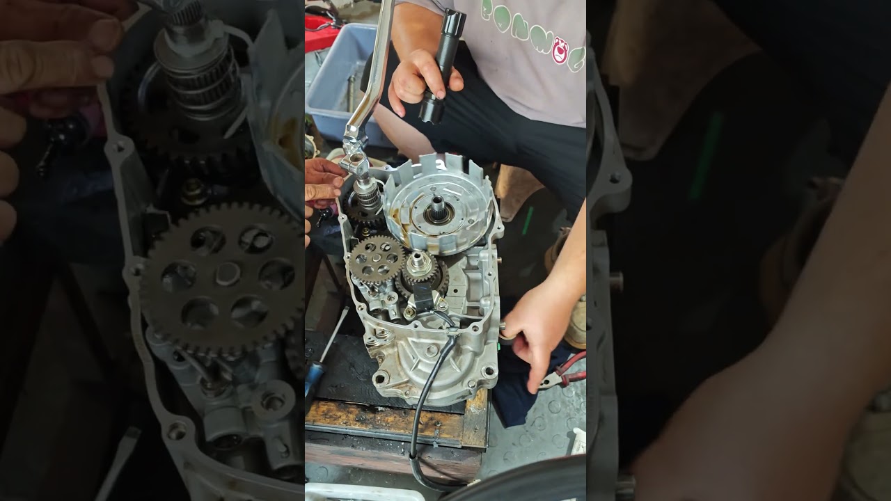 Motorcycle Gearbox Diagnostics & Clutch Basket Inspection! ⚙️ #viral #bikerepair