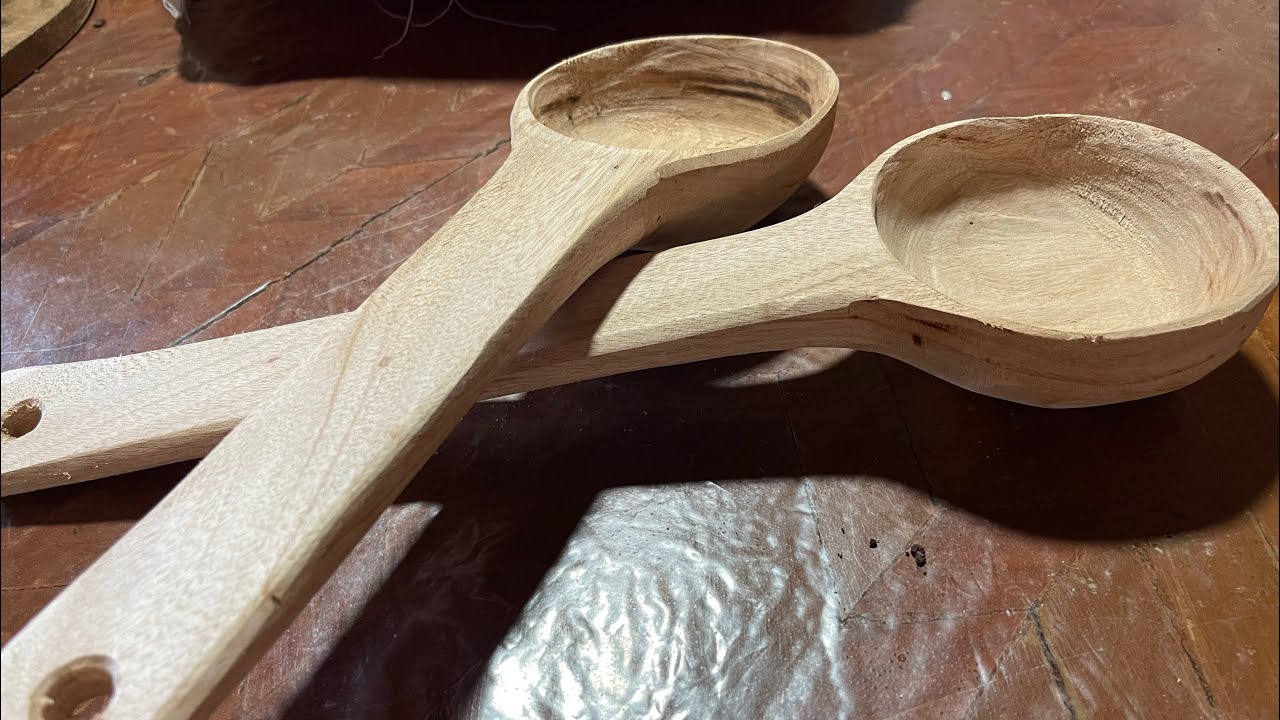 Mira como hacer Cucharas de Madera 🪵 (súper fácil )