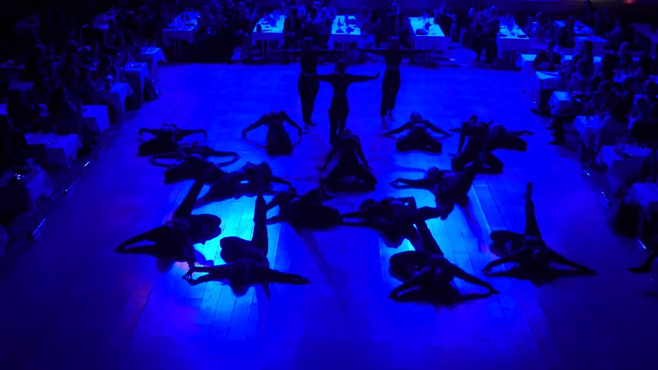 M Dance crew KM - Drop it - Zlín 7.1.2023