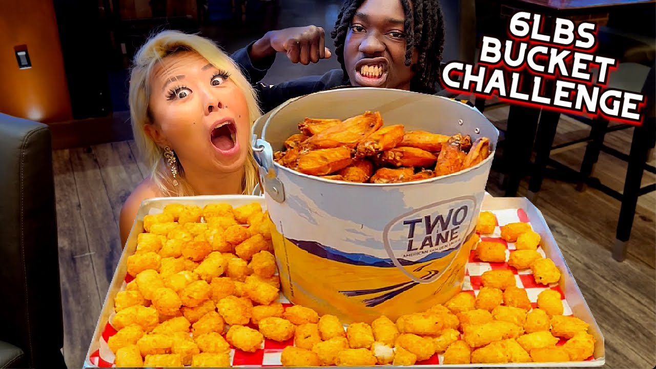 $150 WINGS BUCKET CHALLENGE in Las Vegas!! #RainaisCrazy ft. @mbenguemo1