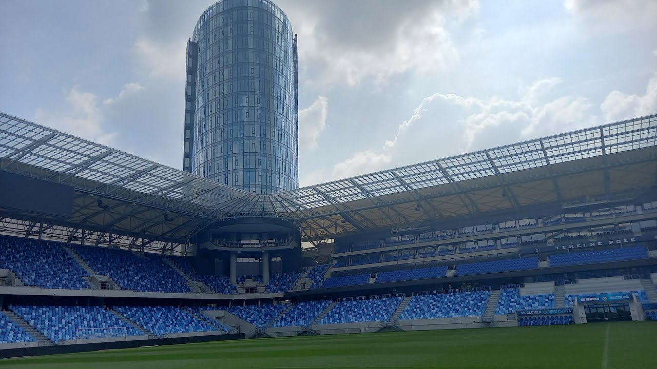 🇸🇰 GETTING INTO ŠK Slovan Bratislava Stadium SAYING I KNOW THE MANAGER🇸🇰