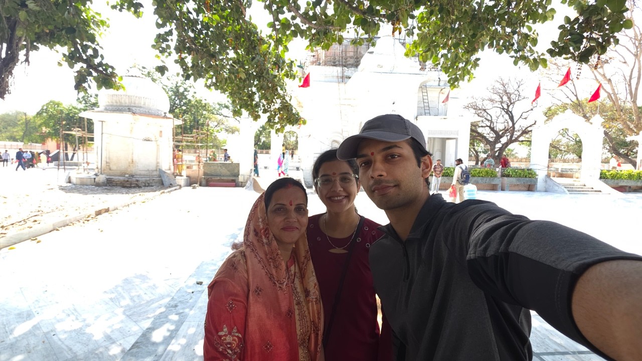 Visting temple in Chandigarh | IND Vlog 004
