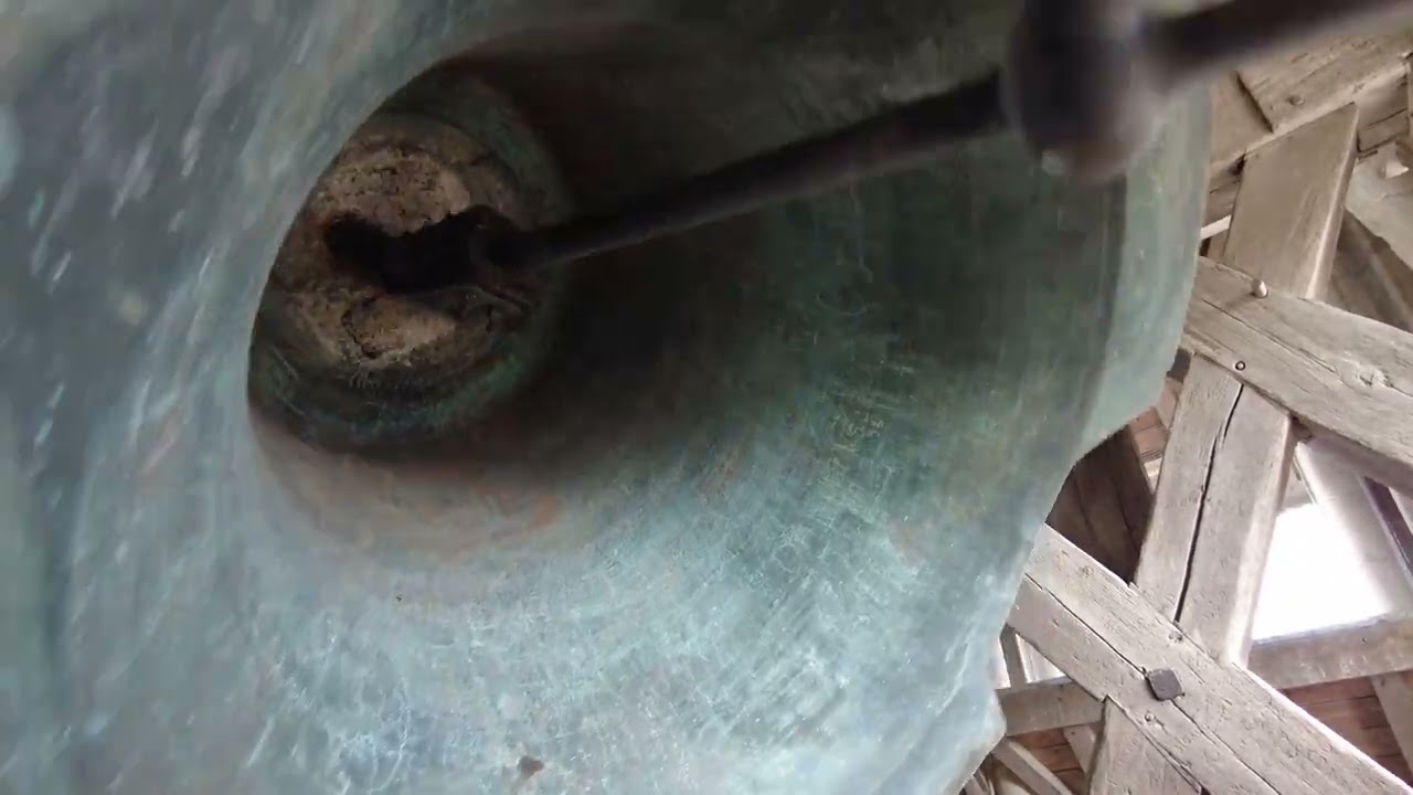 Cloches -  Cathédrale de Sens - Plenum (écoute au casque conseillé)
