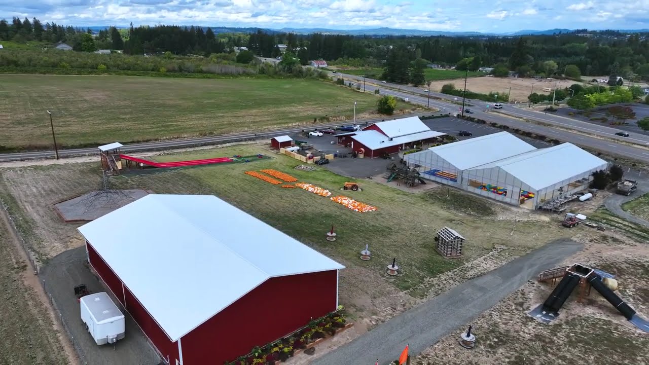 Red Berry Barn - Sherwood, Oregon Fall Festival 2024