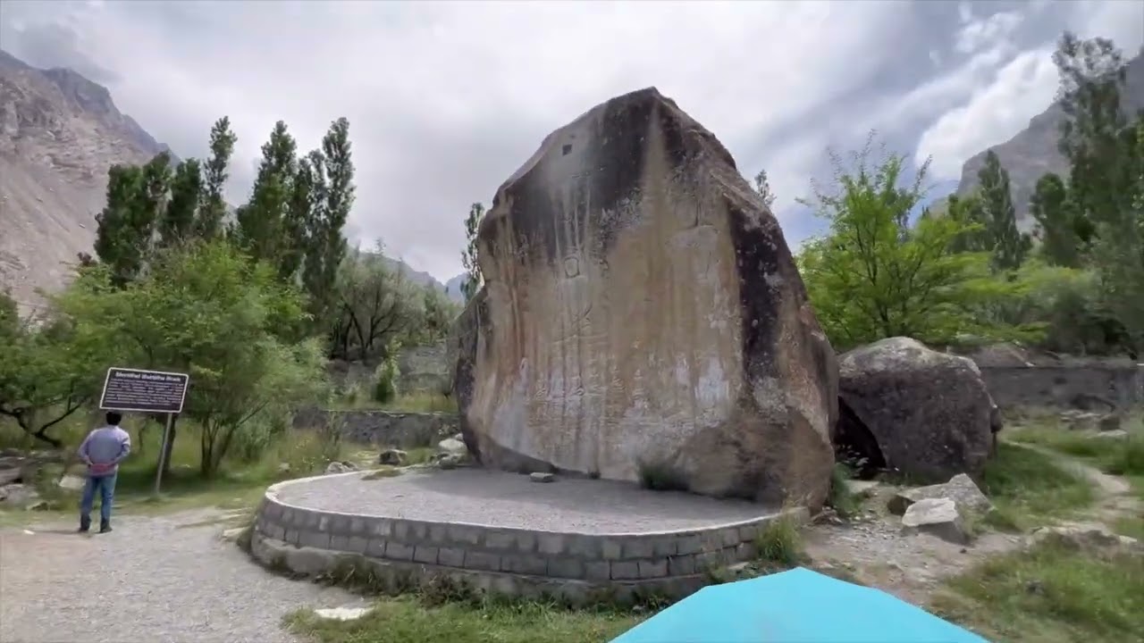 Historical and Ancient Places in Pakistan | Old civilization of Buddah | Skardu Valley