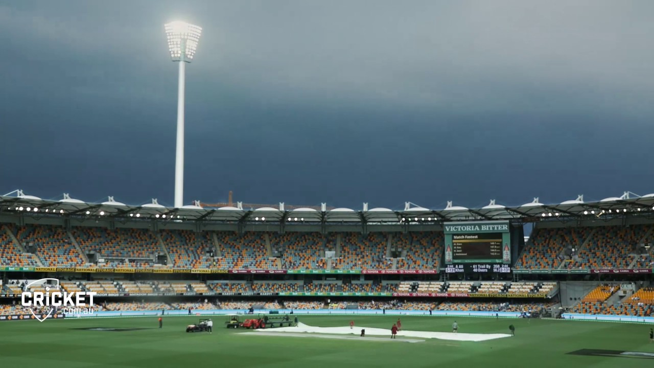 Aussie storm chasers: A Gabba timelapse
