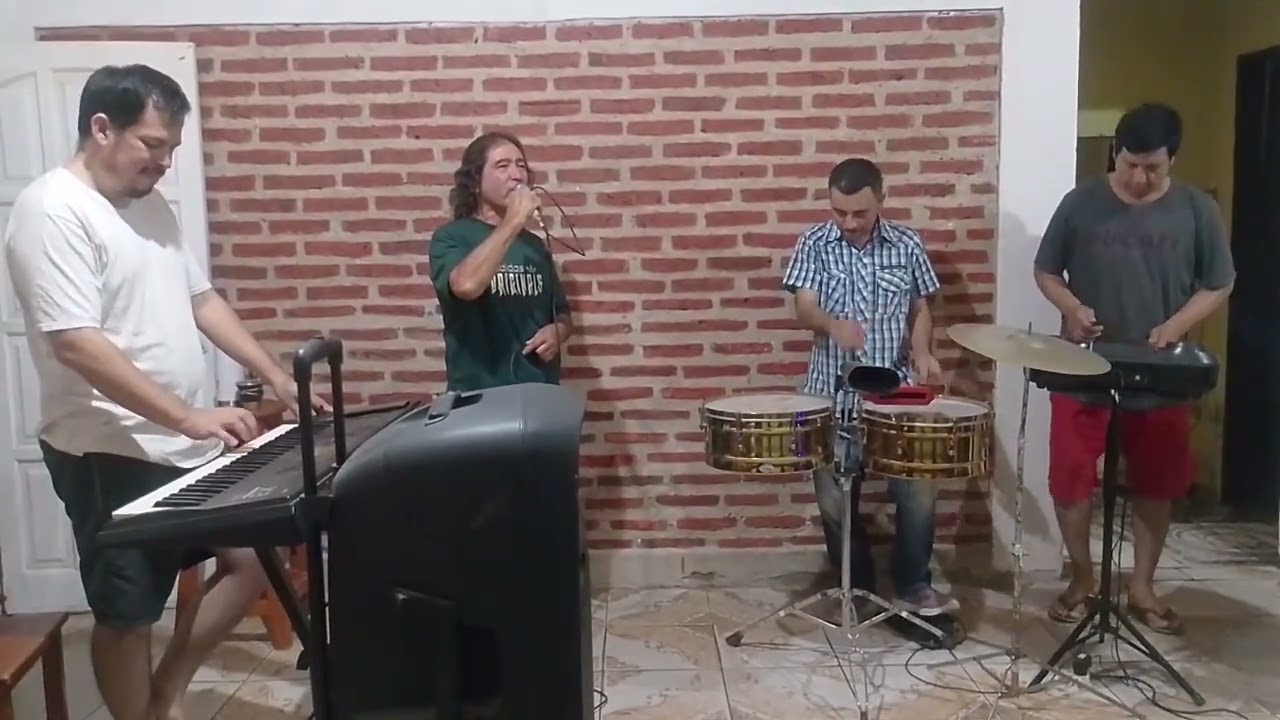 Los amigos de la cumbia Mercedes Ctes