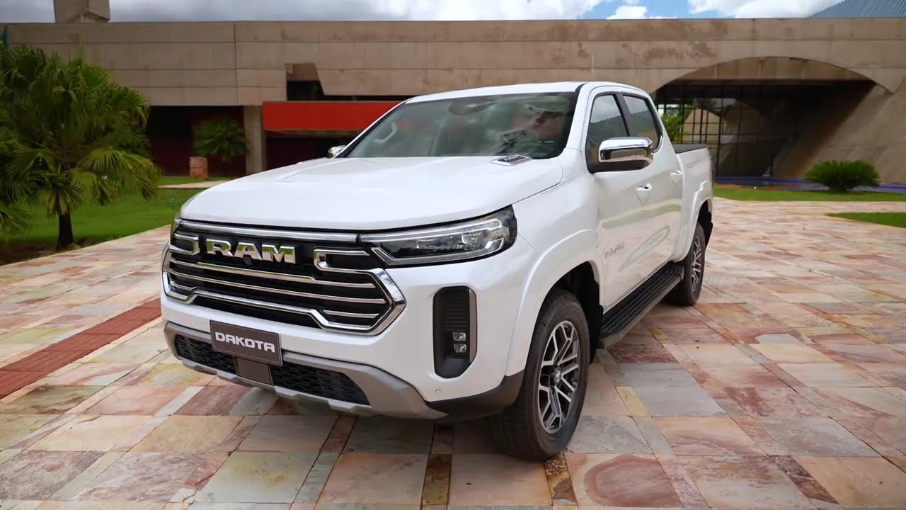CarPoint News - Ram Dakota chega em duas versões: Warlock e Laramie - parte 2