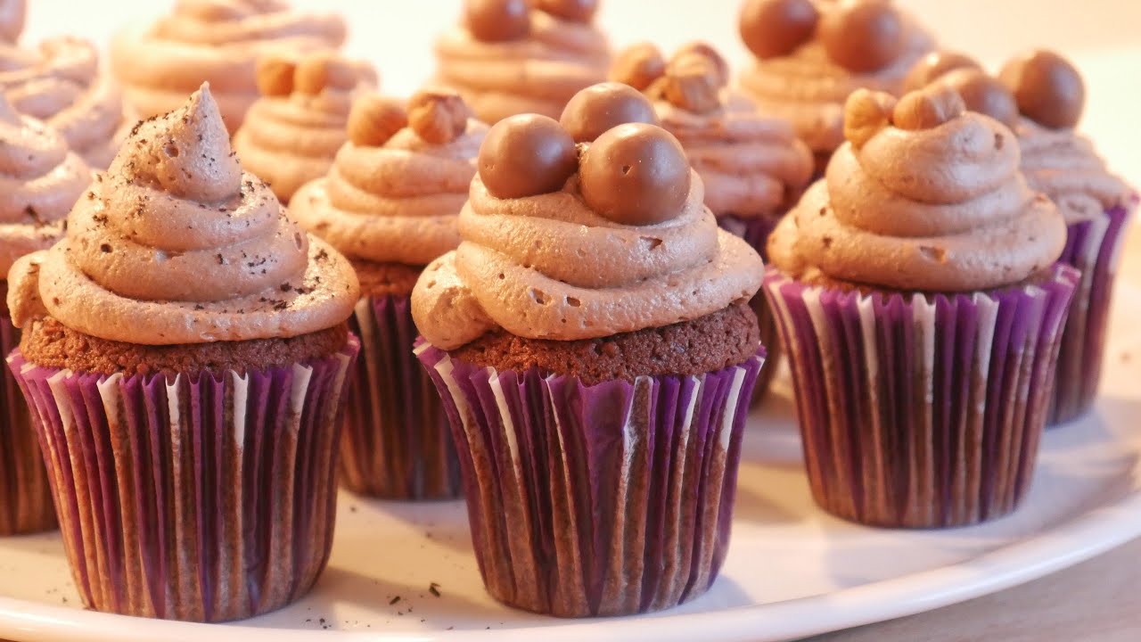 Cupcake Nasıl Yapılır / Nutellalı Cupcake Tarifi