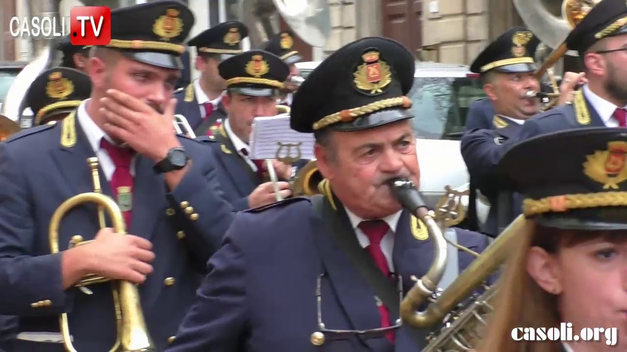 LA BANDA DI LECCE NEL BORGO DI CASOLI